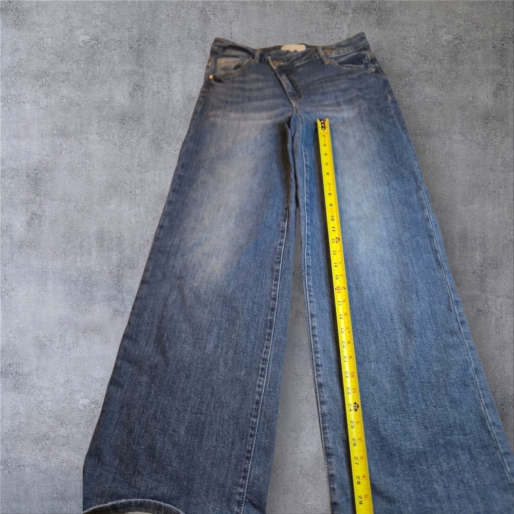 Stylish Light Blue Women's Flare Jeans - Picture 9 of 12